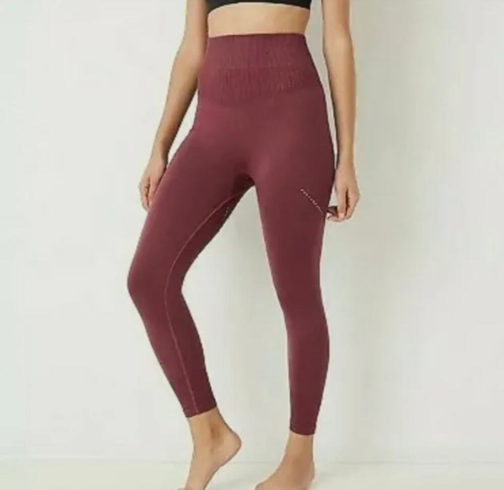 Joy Lab Womens High-Waisted Seamless 7/8 Leggings Size Large Burgundy